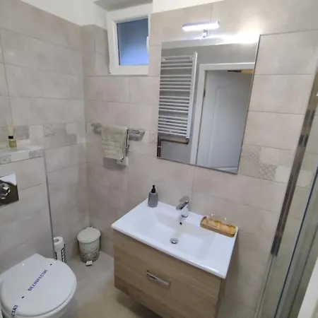 Friends Studios - Central Station - Self Check-In Brasov Room photo